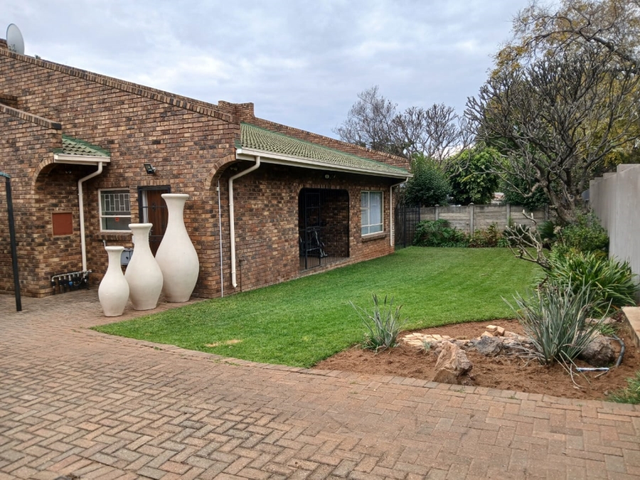 3 Bedroom Property for Sale in Bodorp North West